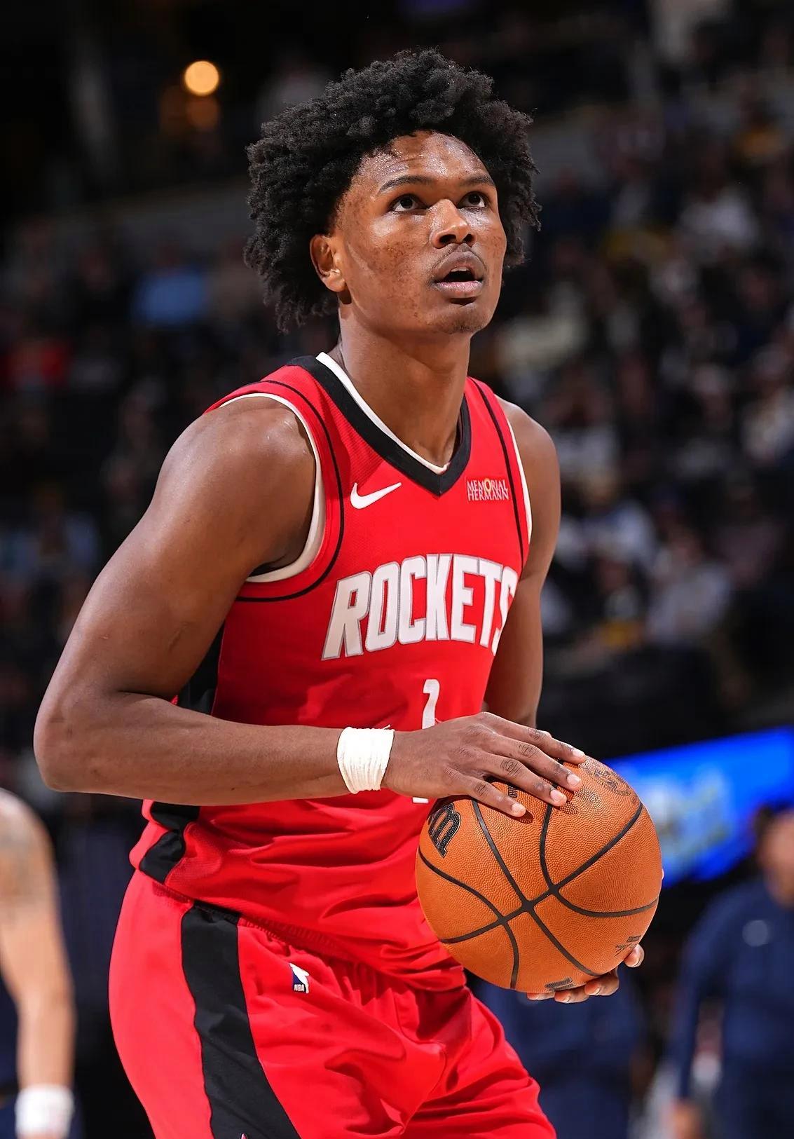 爱游戏官网浓眉哥新星挺进下一轮表现惊艳，加拿大队未来可期！的简单介绍