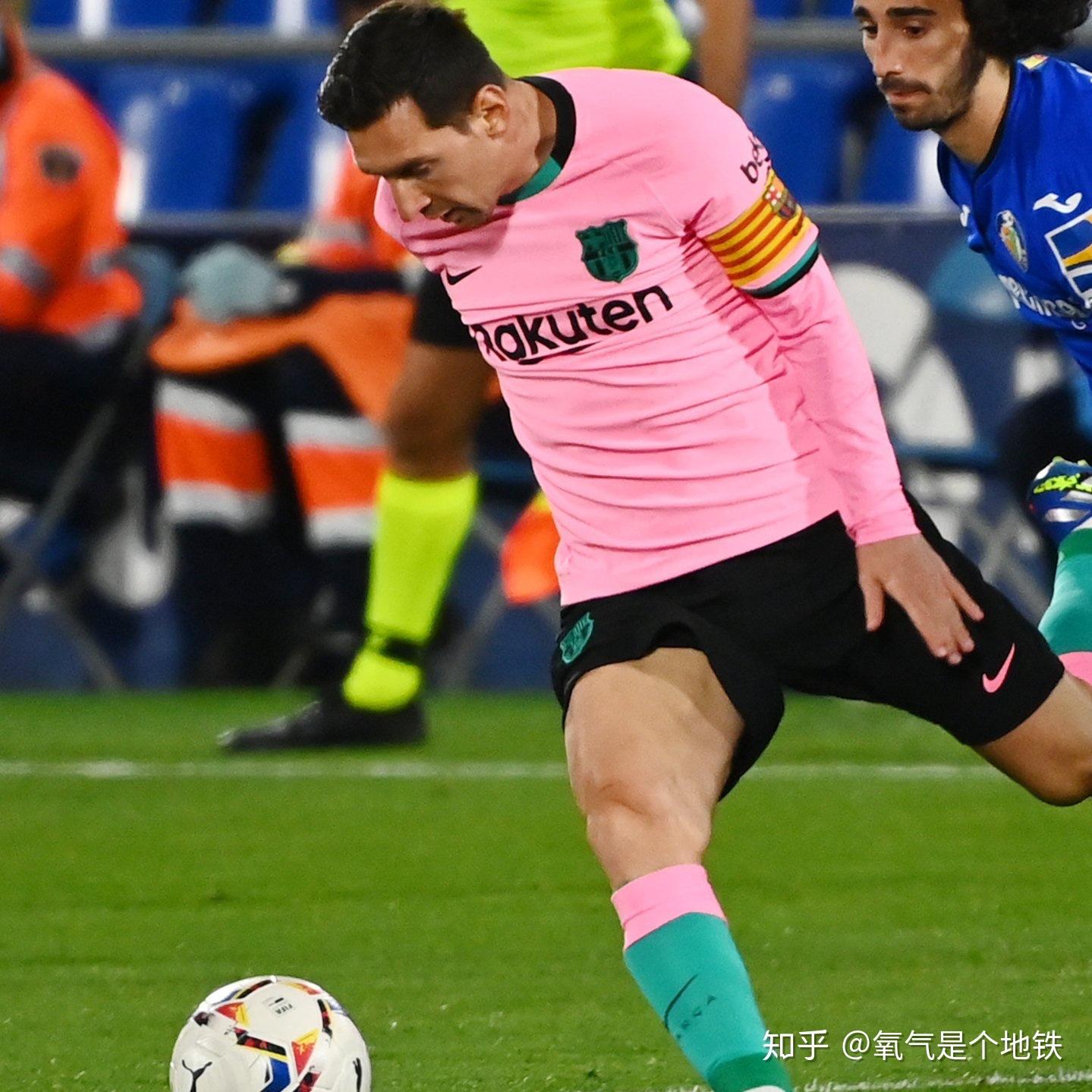 爱游戏官网Karsa爆冷击败美国队，战术调整引爆全场！的简单介绍