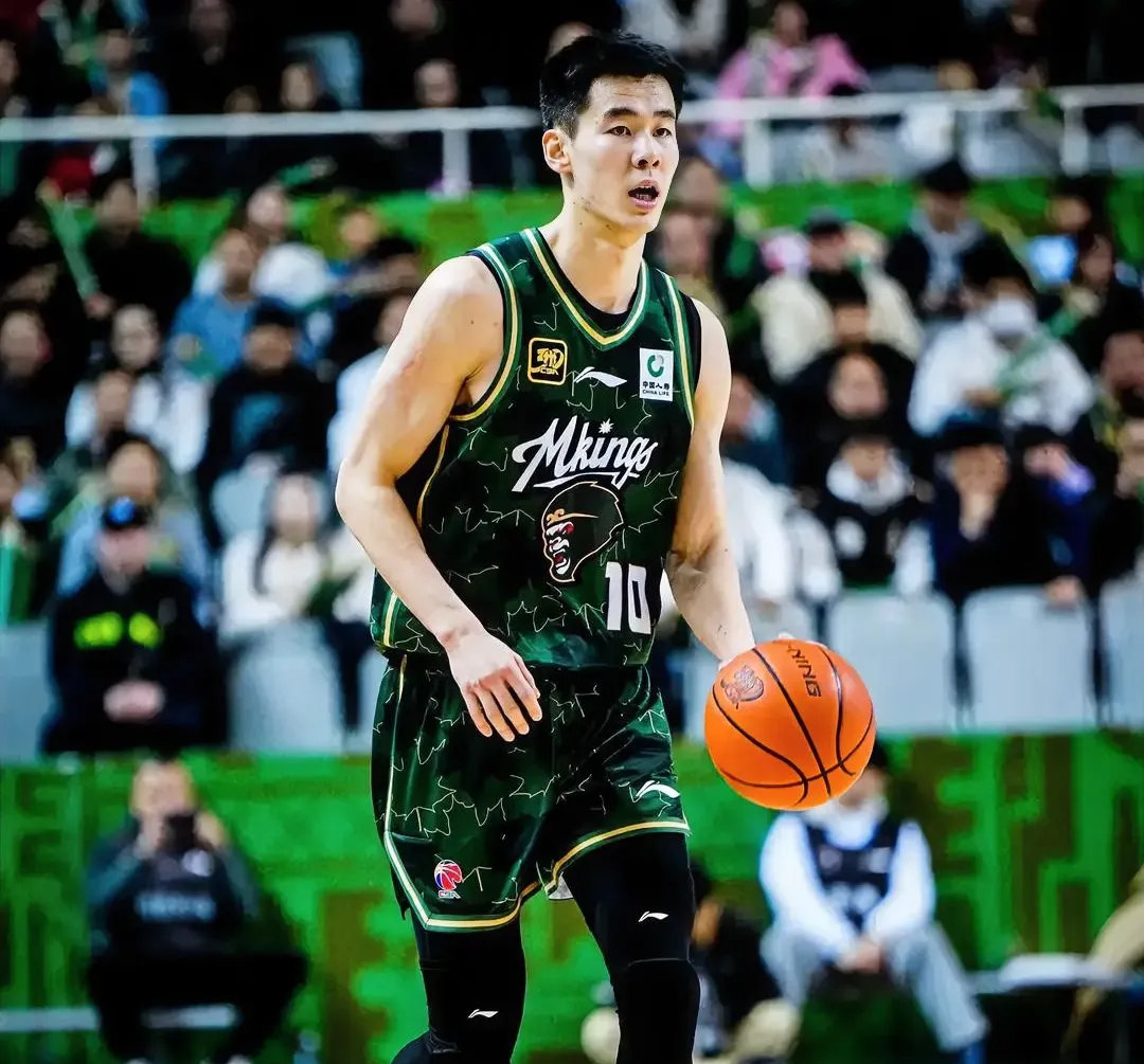 爱游戏赛后CBA季后赛焦点战，勒沃库森队长鼓劲，震撼外界，训练强度明显提升的简单介绍