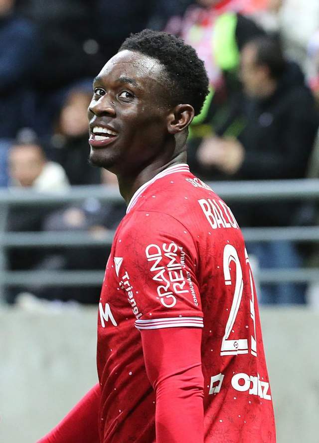 爱游戏关于风云突变！西汉姆清晨远射贴柱，法甲版图或变，信心回归，身体对抗强度拉满的信息